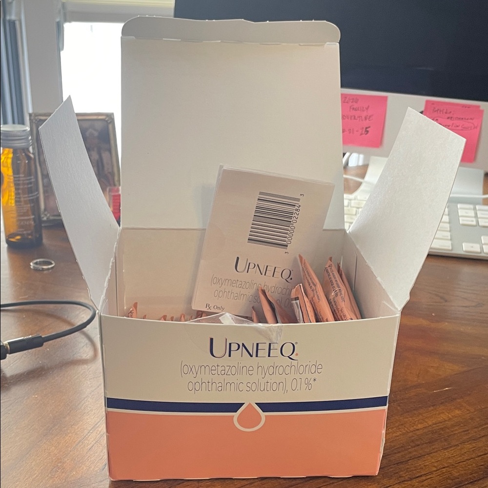 Upneeq Ophthalmic Solution Box